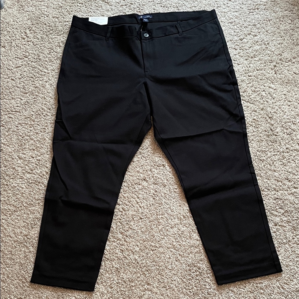 GAP Woman’s Slim City Coupe Urbaine Étroite Black Cropped Pants, Size 18 REG